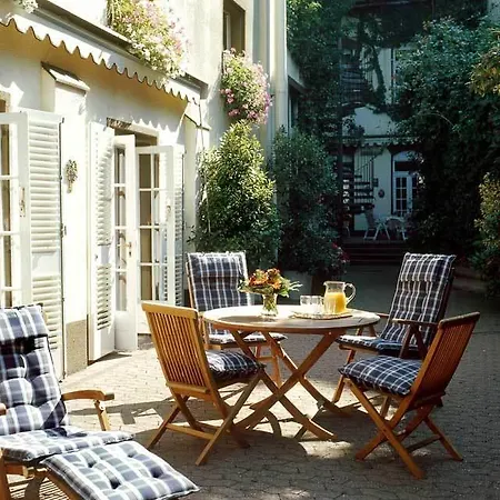 Hanseat-hotel Otel 4*